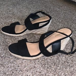 Old Navy black wedges